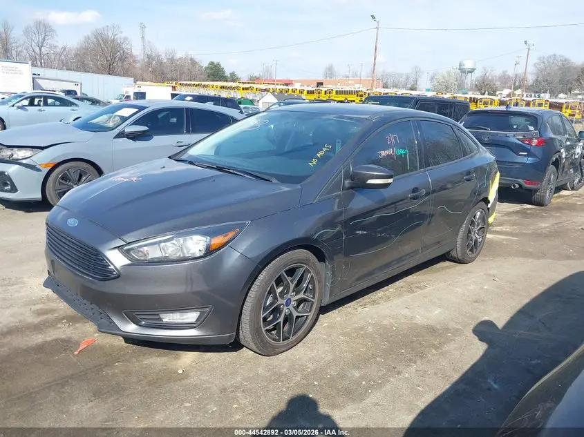 2017 FORD FOCUS SE