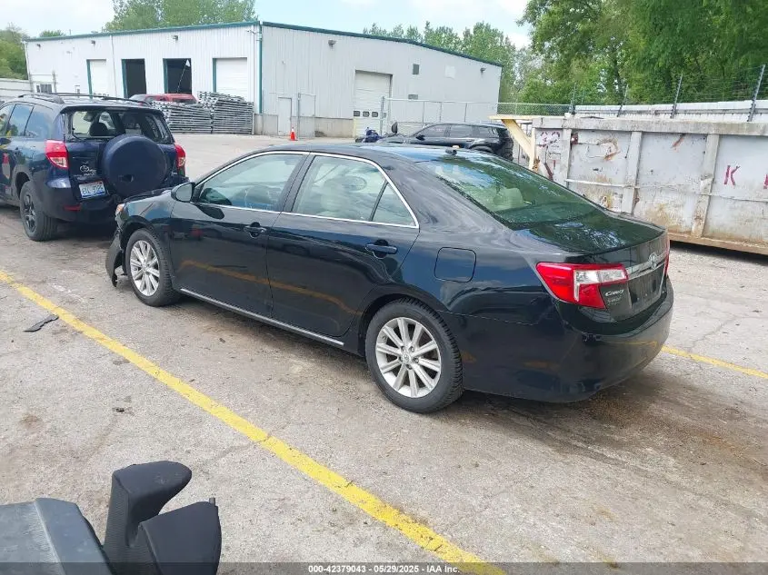 2012 TOYOTA CAMRY XLE