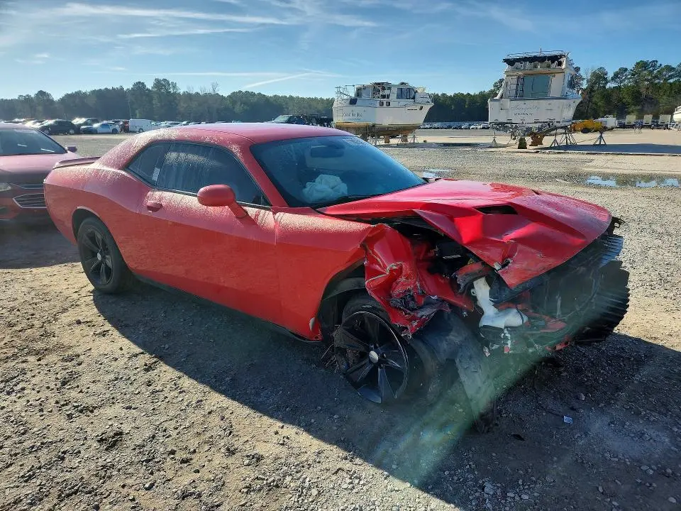 2018 DODGE CHALLENGER SXT  