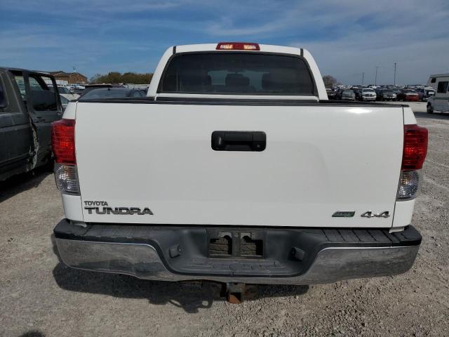 2013 TOYOTA TUNDRA CREWMAX SR5