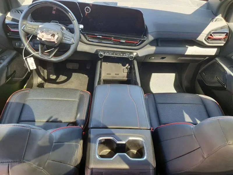 2025 CHEVROLET SILVERADO RST  