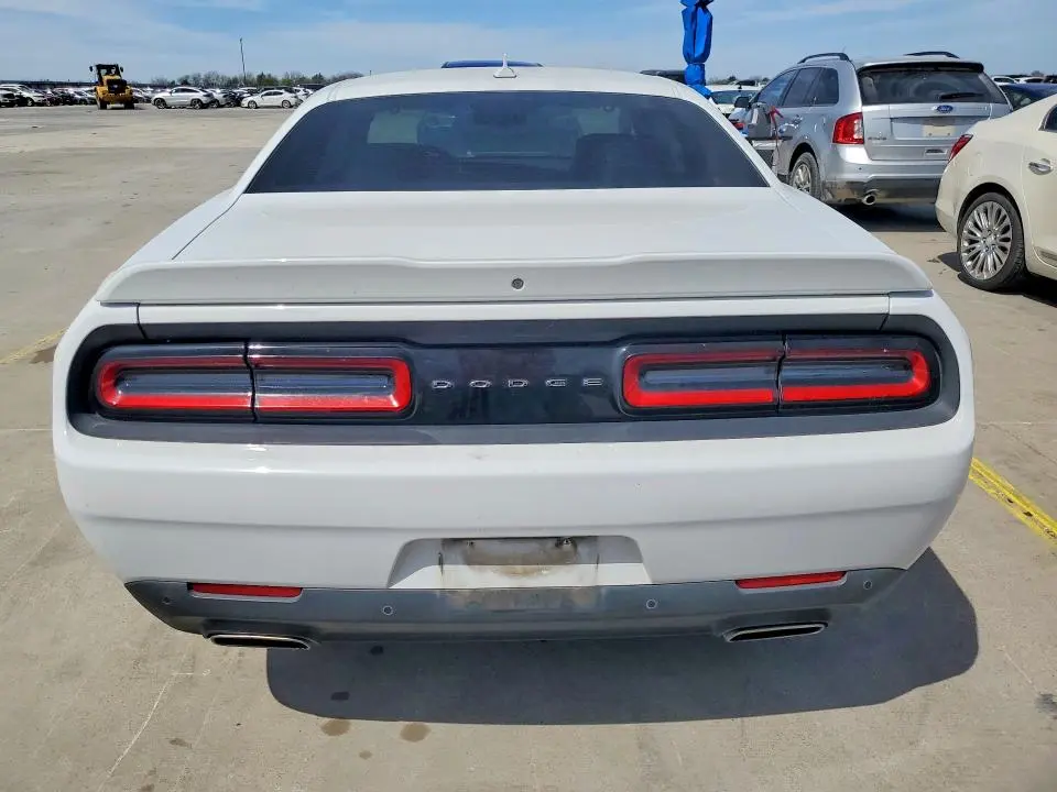 2019 DODGE CHALLENGER SXT  