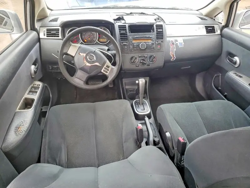 2011 NISSAN VERSA S  