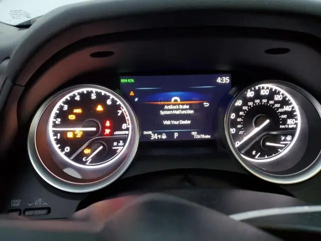 2023 TOYOTA CAMRY XLE  