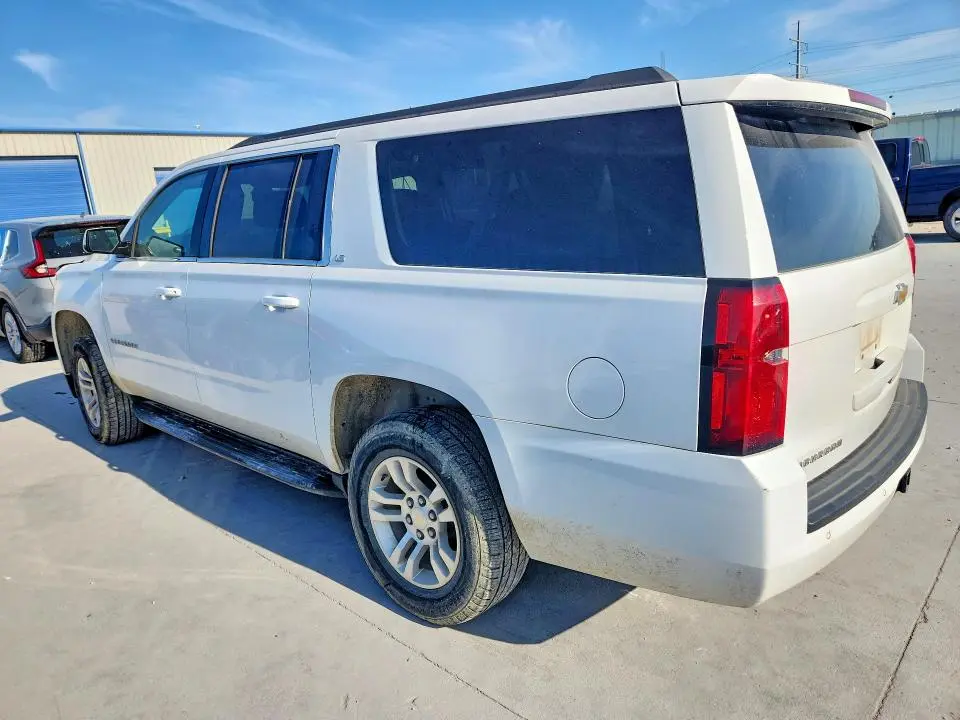 2015 CHEVROLET SUBURBAN C1500 LS  