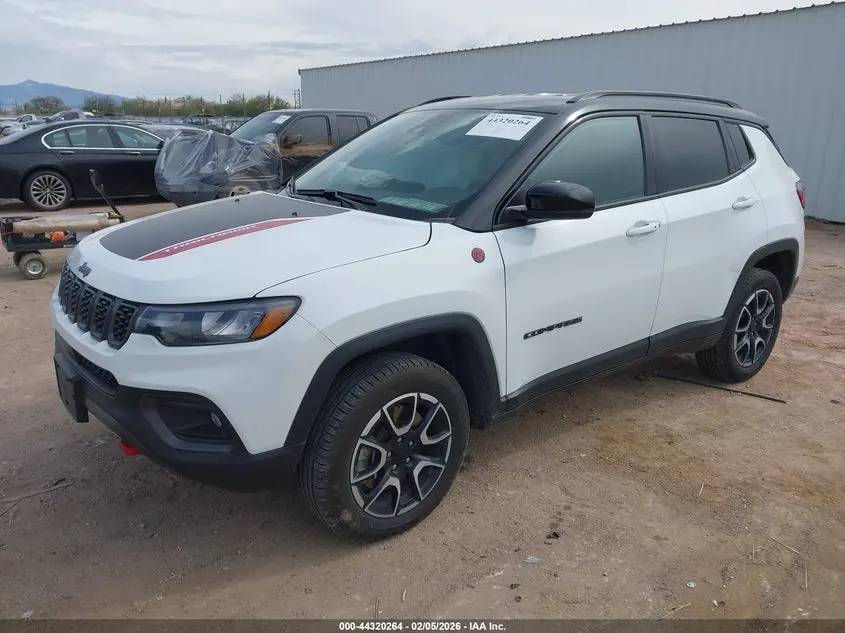 2024 JEEP COMPASS TRAILHAWK 4X4