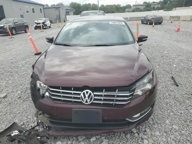 2013 VOLKSWAGEN PASSAT SE  