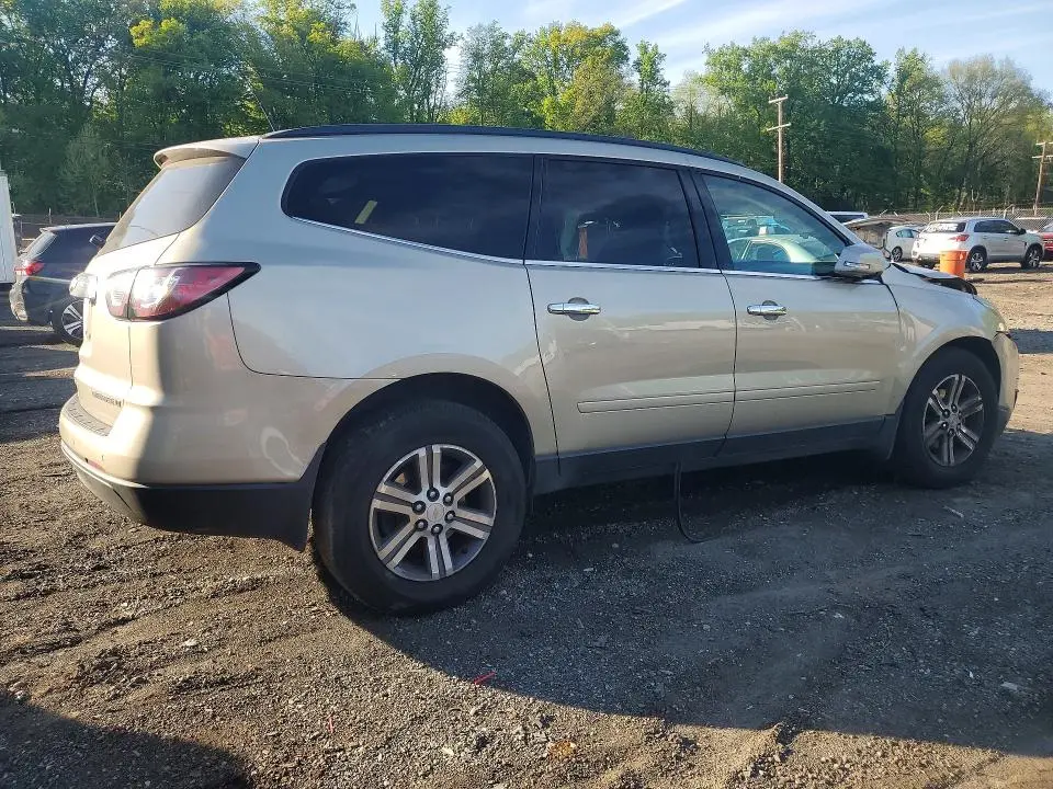 2016 CHEVROLET TRAVERSE LT  