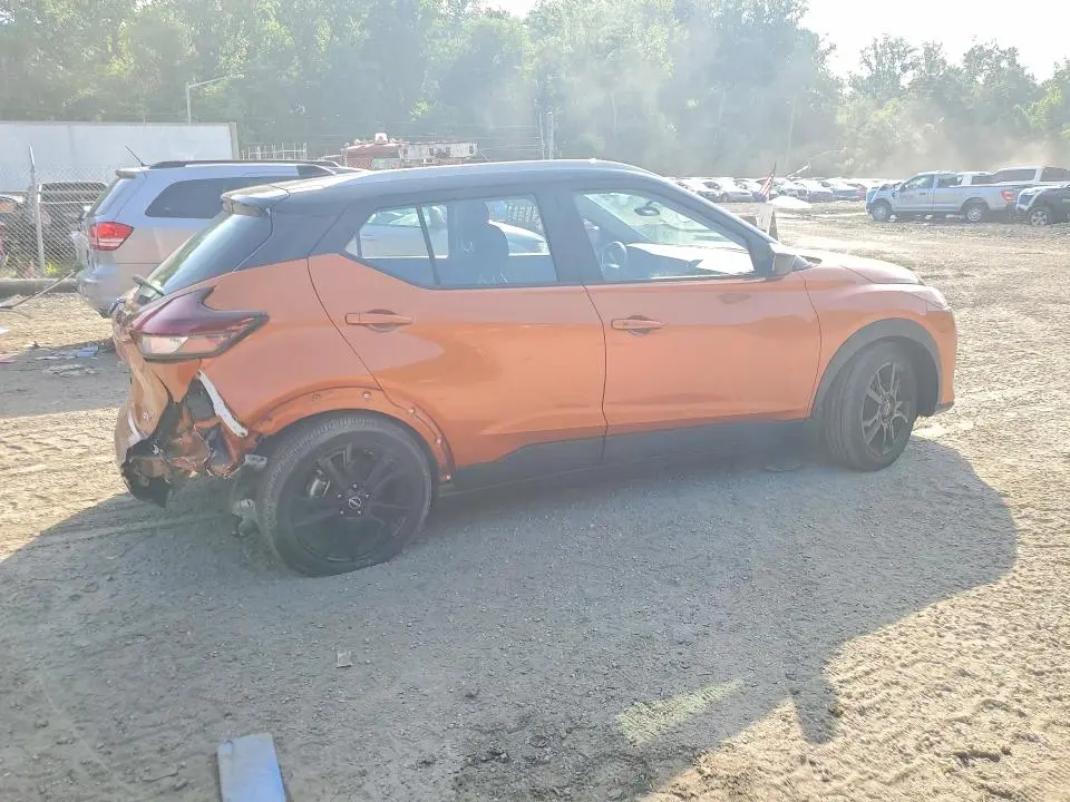 2024 NISSAN KICKS SV  
