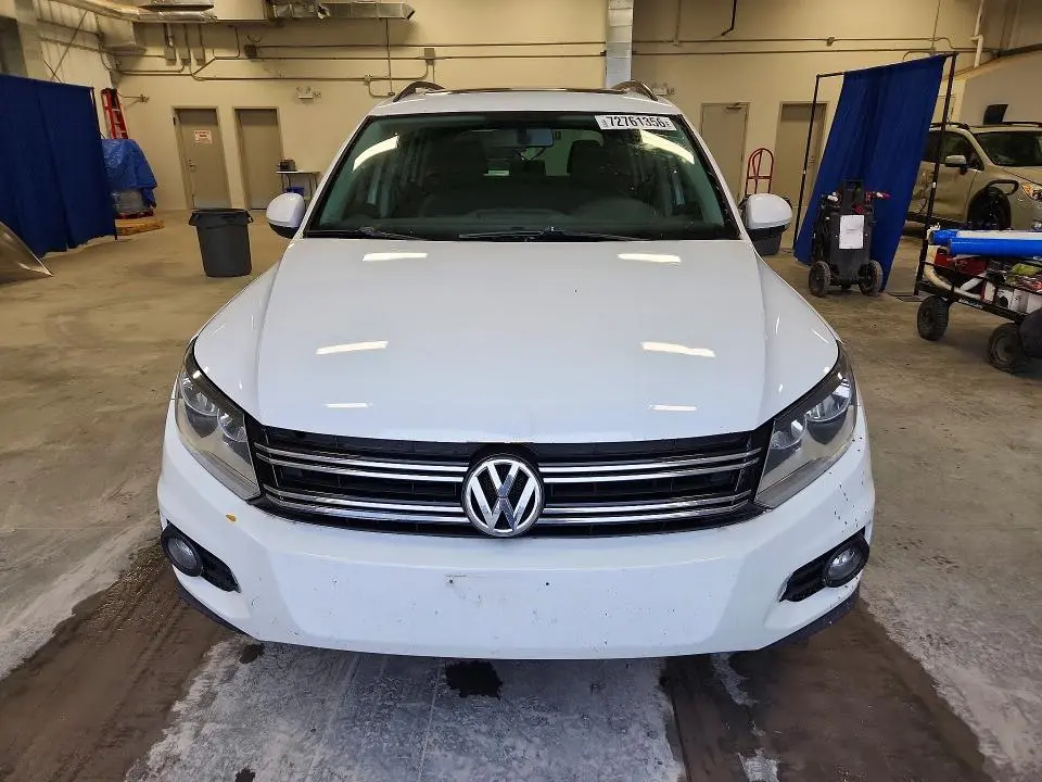 2013 VOLKSWAGEN TIGUAN S  