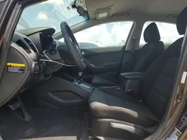 2017 KIA FORTE LX  