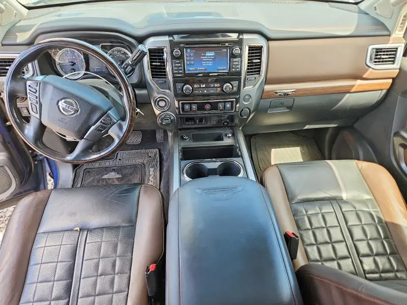 2017 NISSAN TITAN PLATINUM RESERVE  