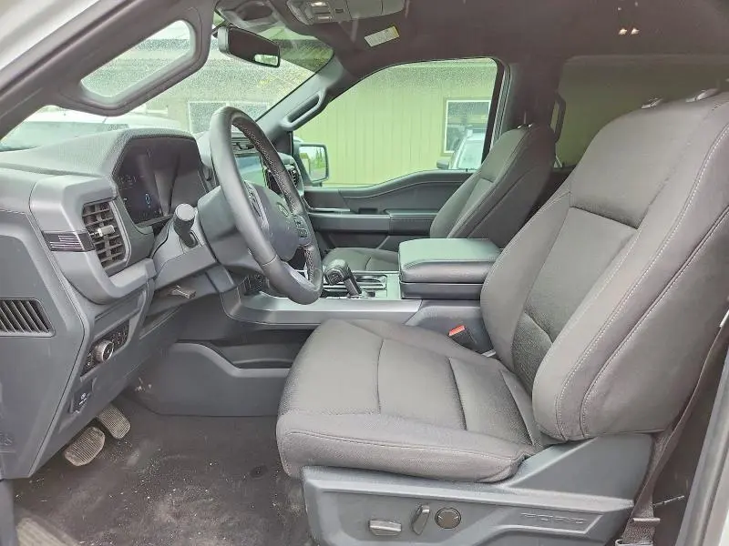 2025 FORD F150 XLT  