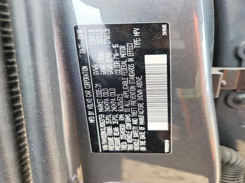 2018 VOLVO XC60 T5 MOMENTUM  
