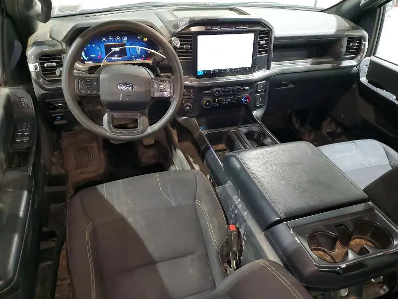 2024 FORD F150 STX  