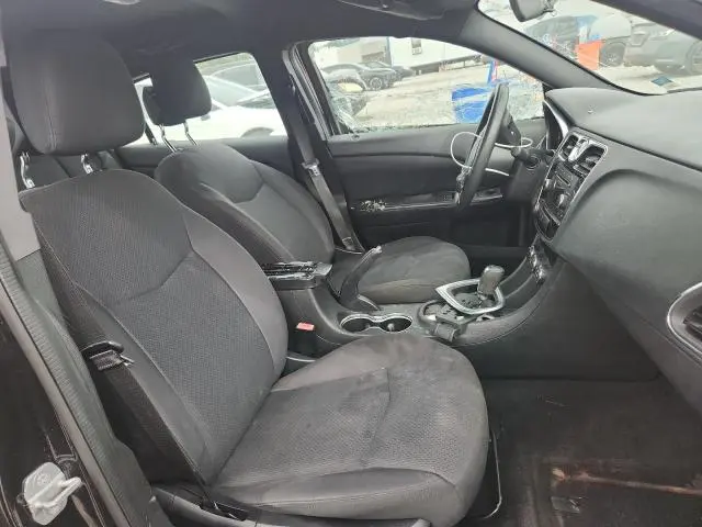 2014 CHRYSLER 200 LX  