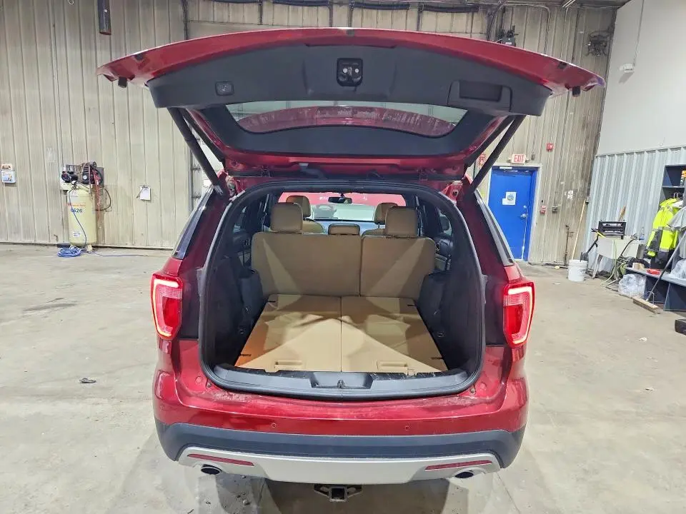 2017 FORD EXPLORER XLT  