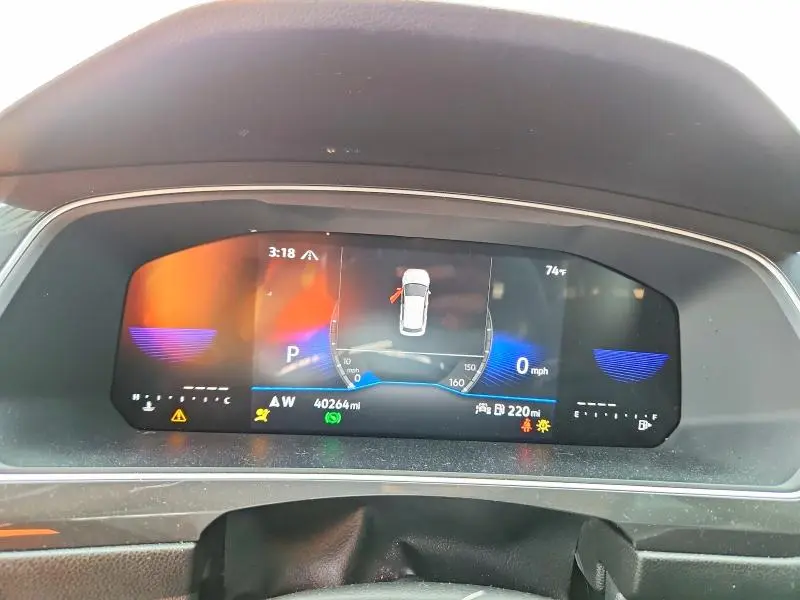 2023 VOLKSWAGEN TIGUAN SE R-LINE BLACK  