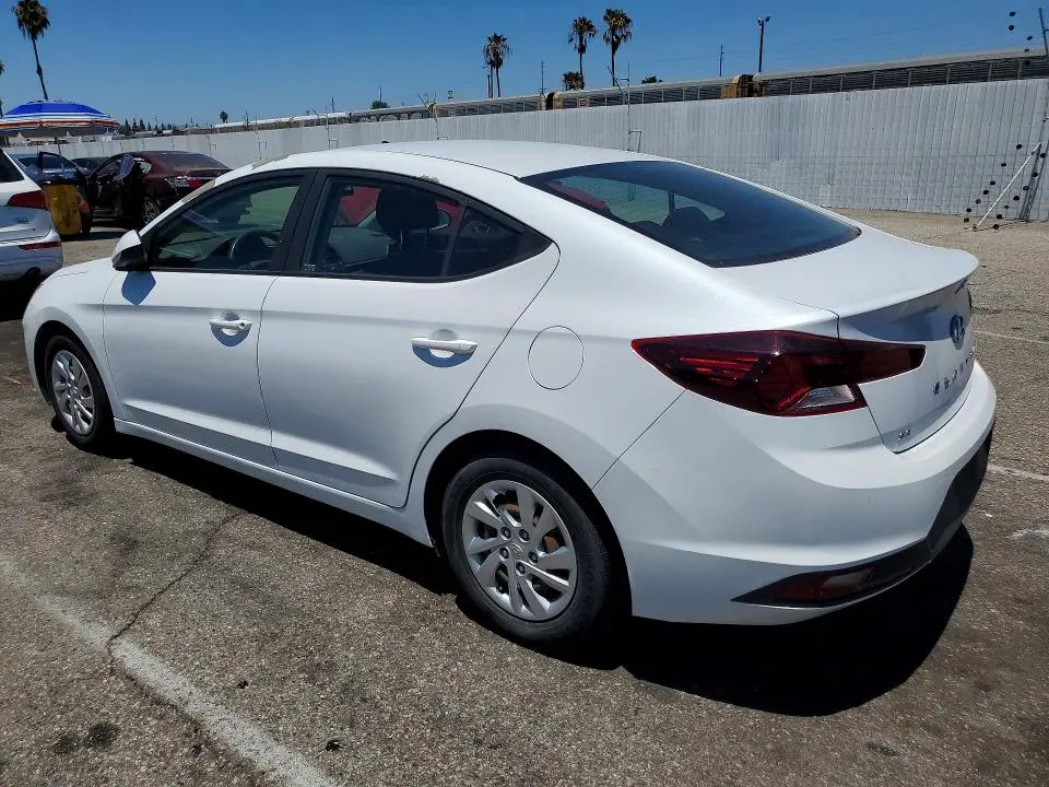 2019 HYUNDAI ELANTRA SE  