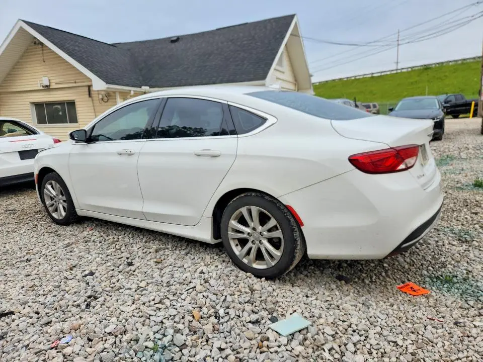 2016 CHRYSLER 200 LIMITED  
