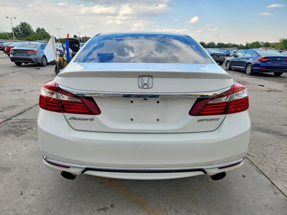 2017 HONDA ACCORD SPORT  