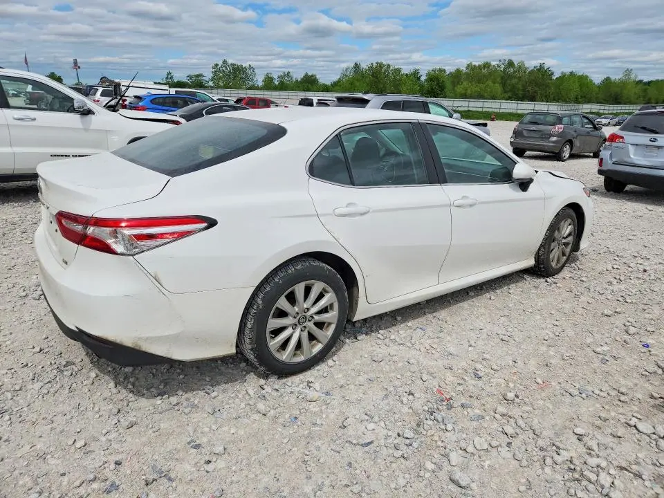 2018 TOYOTA CAMRY LE  