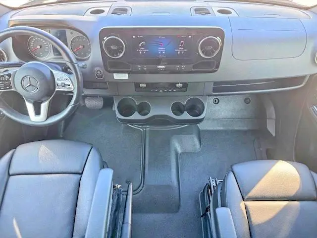 2022 MERCEDES-BENZ SPRINTER 2500  