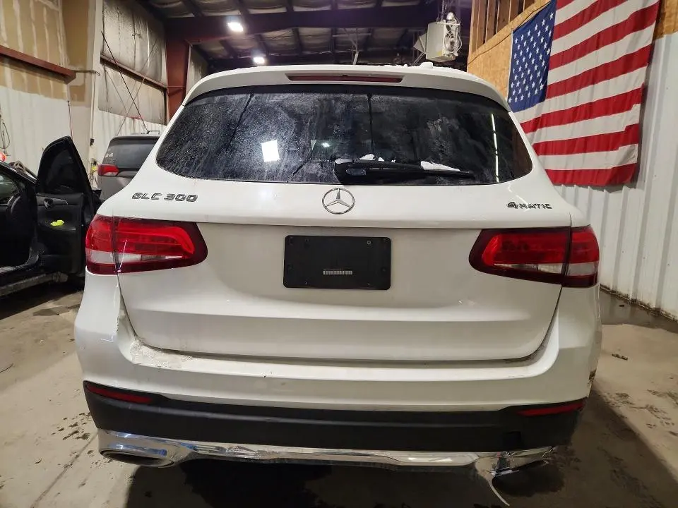2017 MERCEDES-BENZ GLC 300 4MATIC  