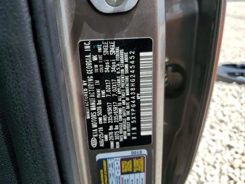 2017 KIA SORENTO LX  