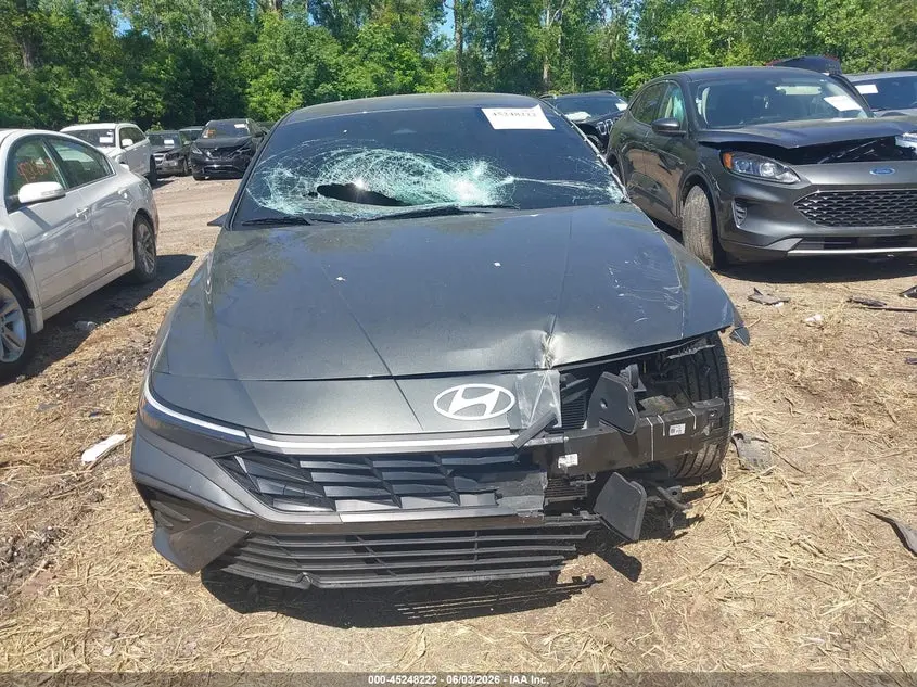 2025 HYUNDAI ELANTRA SEL SPORT