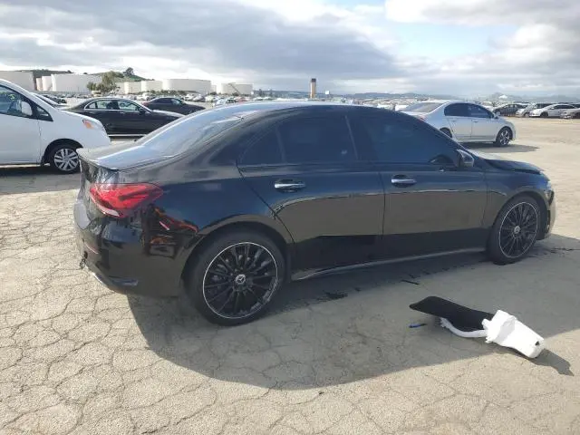 2019 MERCEDES-BENZ A 220  