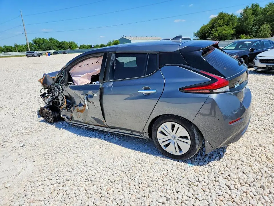 2023 NISSAN LEAF S  