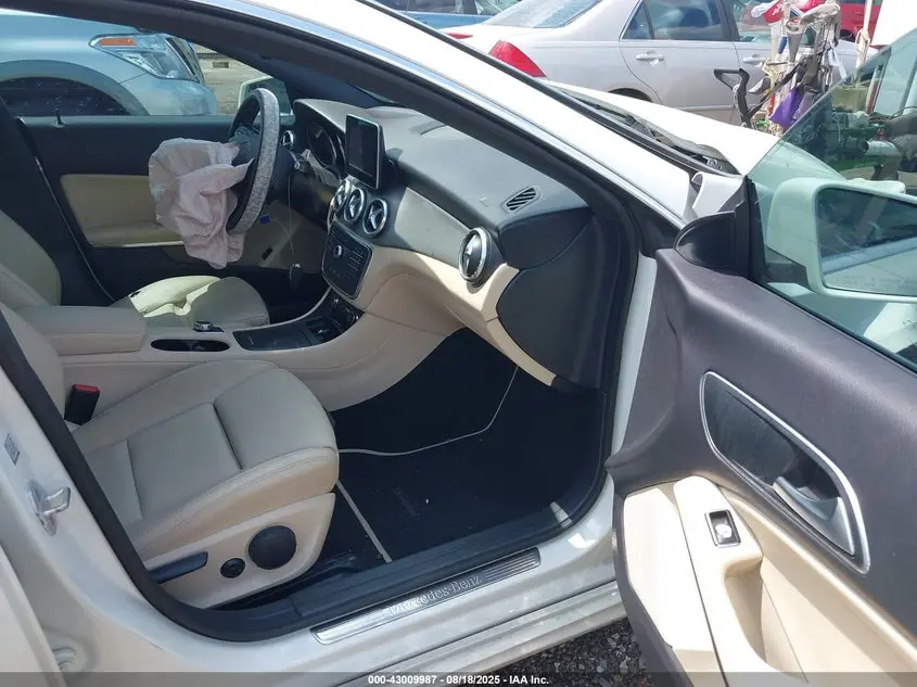 2016 MERCEDES-BENZ CLA 250  