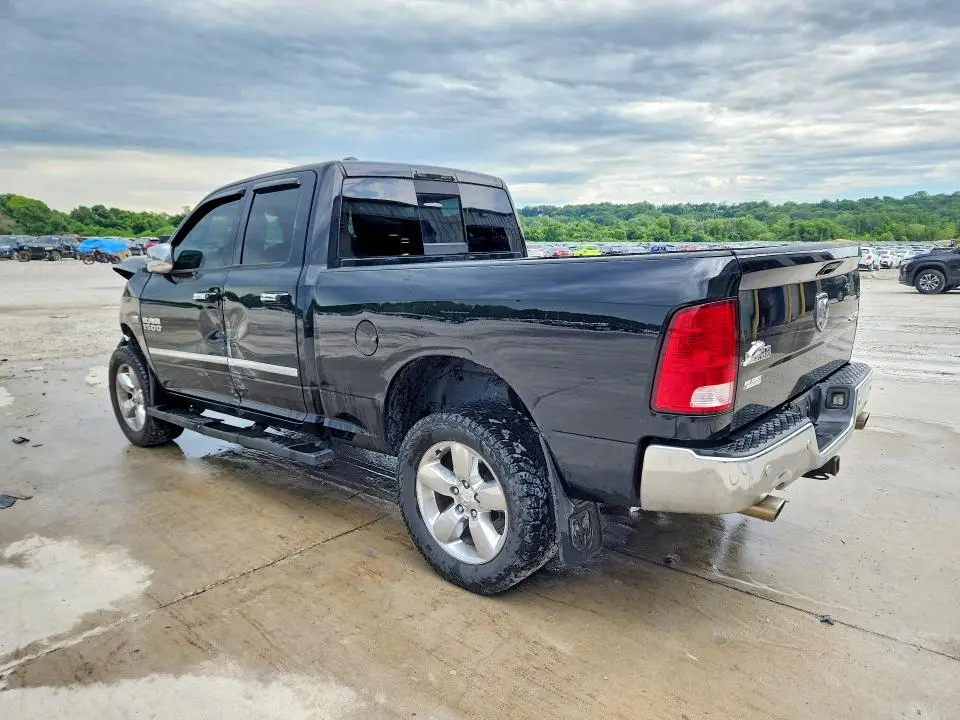 2015 RAM 1500 SLT  