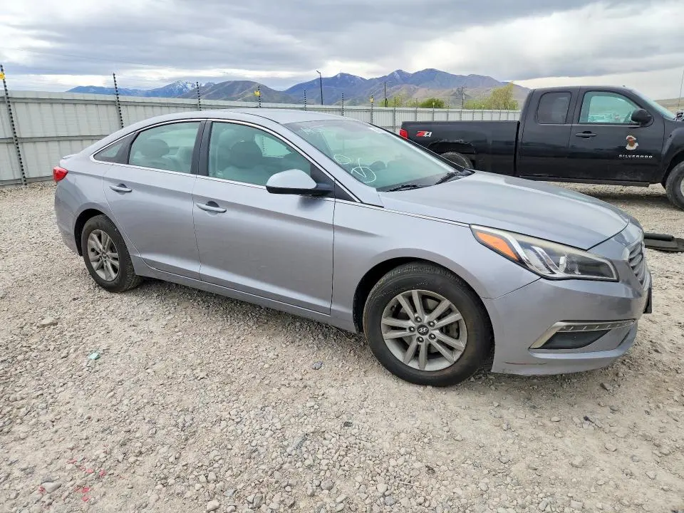 2015 HYUNDAI SONATA SE  