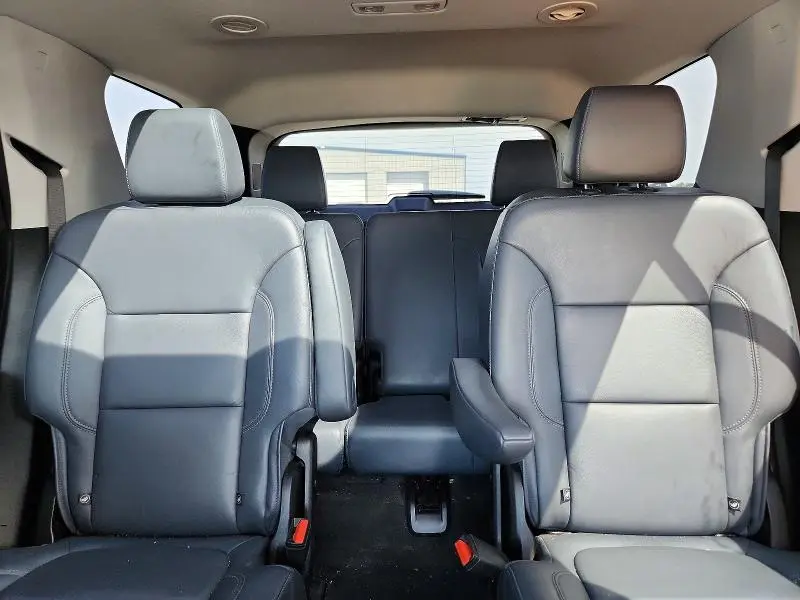 2020 CHEVROLET TRAVERSE LT  