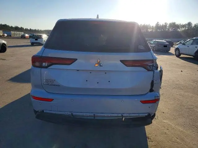 2022 MITSUBISHI OUTLANDER ES  