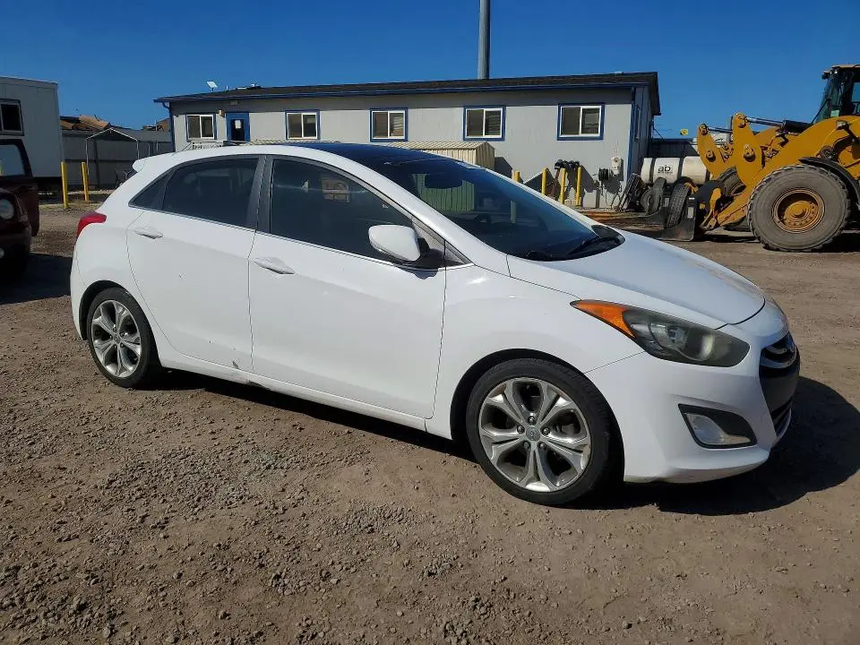 2013 HYUNDAI ELANTRA GT BASE  