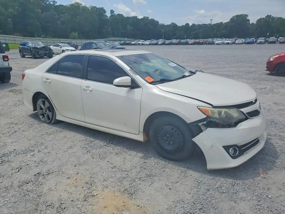 2014 TOYOTA CAMRY SE SPORT  