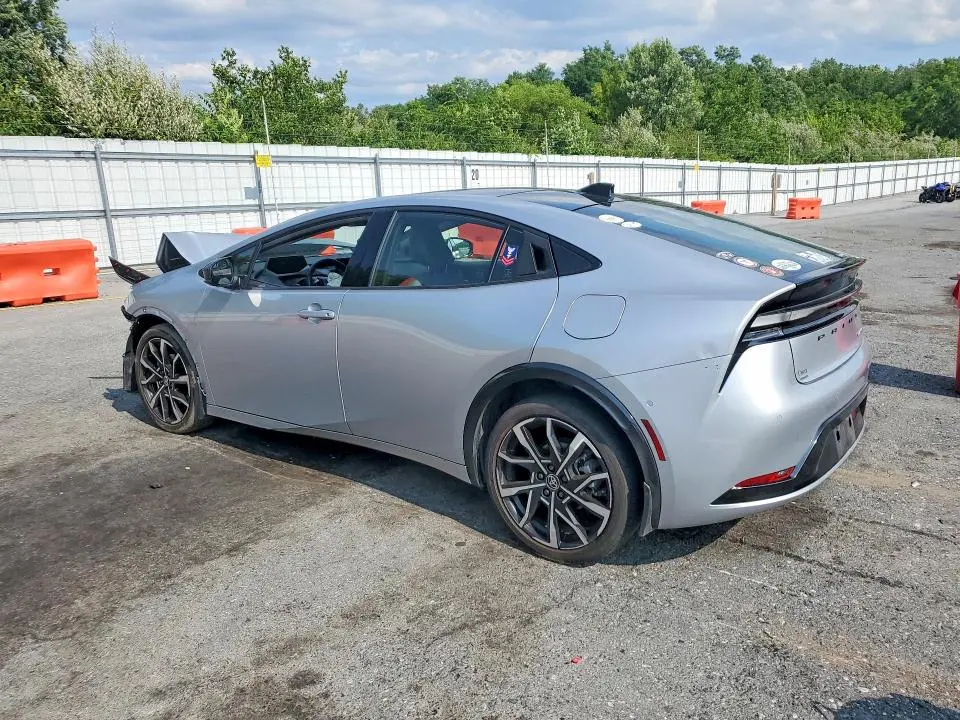 2025 TOYOTA PRIUS   
