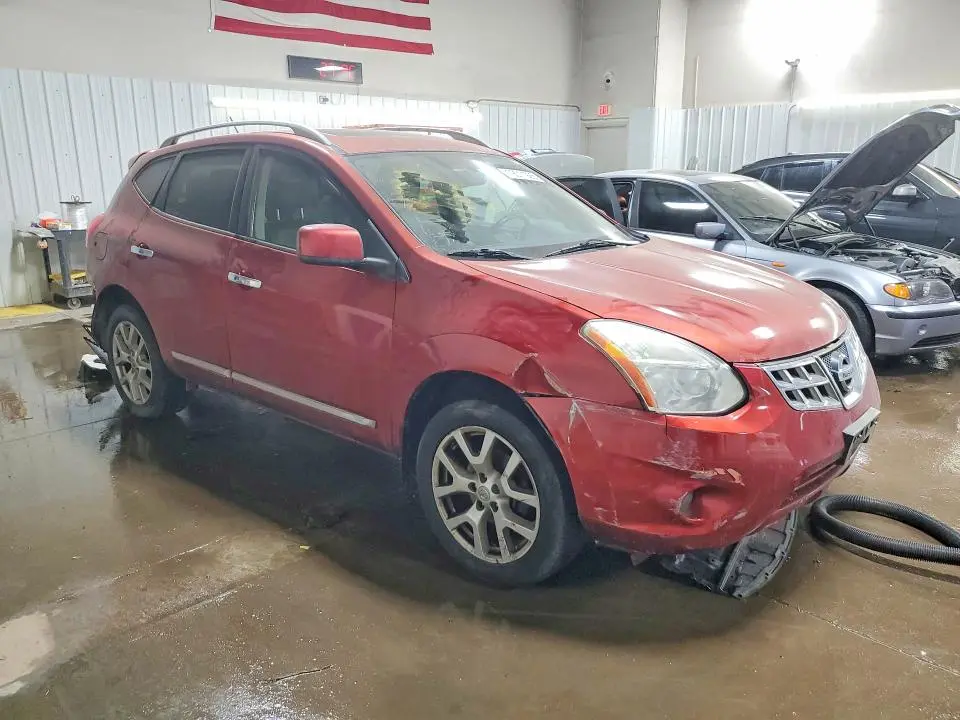 2011 NISSAN ROGUE S  