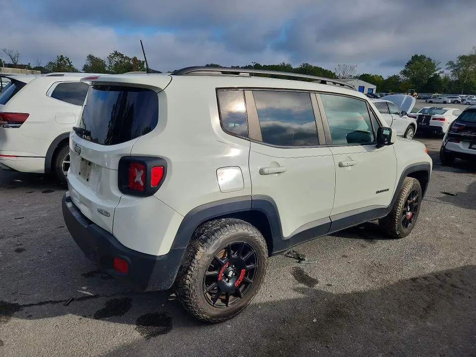 2019 JEEP RENEGADE LATITUDE  