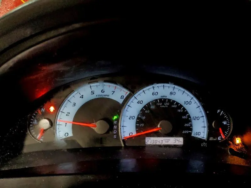 2011 TOYOTA CAMRY SE  