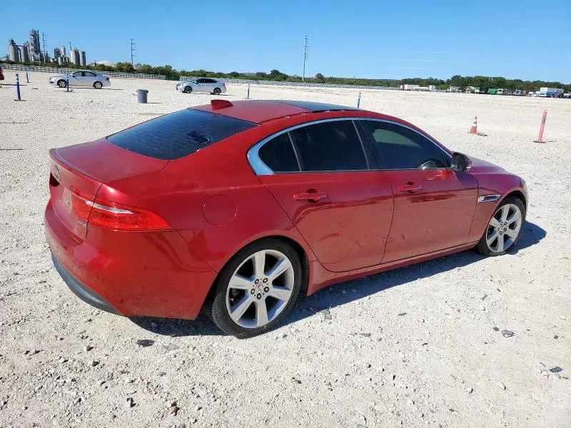 2017 JAGUAR XE PREMIUM  