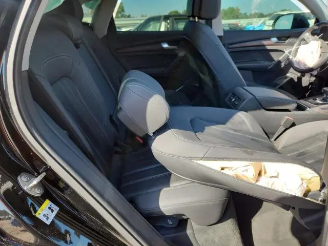 2021 AUDI Q5 PREMIUM  