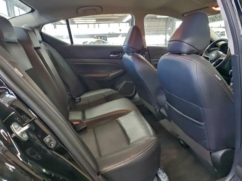 2022 NISSAN ALTIMA SR  