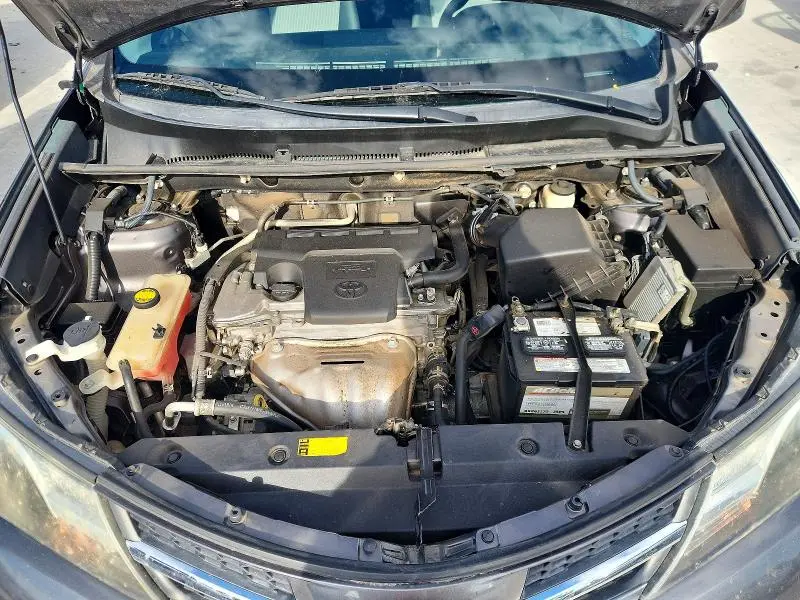 2013 TOYOTA RAV4 LE  