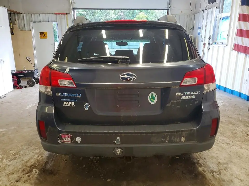 2010 SUBARU OUTBACK 2.5I LIMITED  