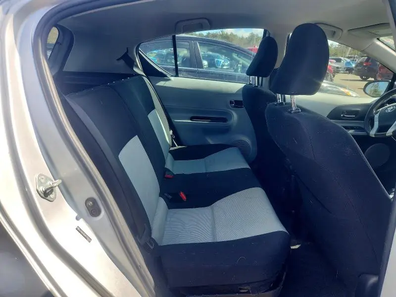 2012 TOYOTA PRIUS C TWO  