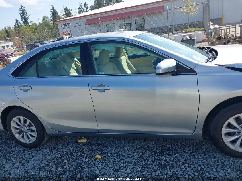 2015 TOYOTA CAMRY LE